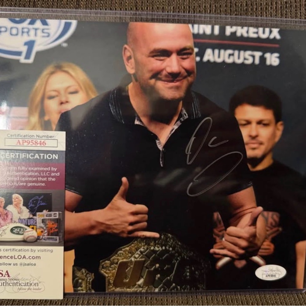 Dana White Autographed 8X10 UFC